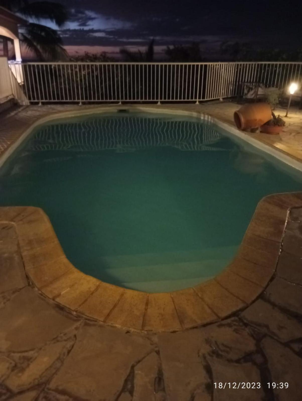 Appartement Leu Doux Bruit Des Vagues à Saint-Leu Extérieur photo